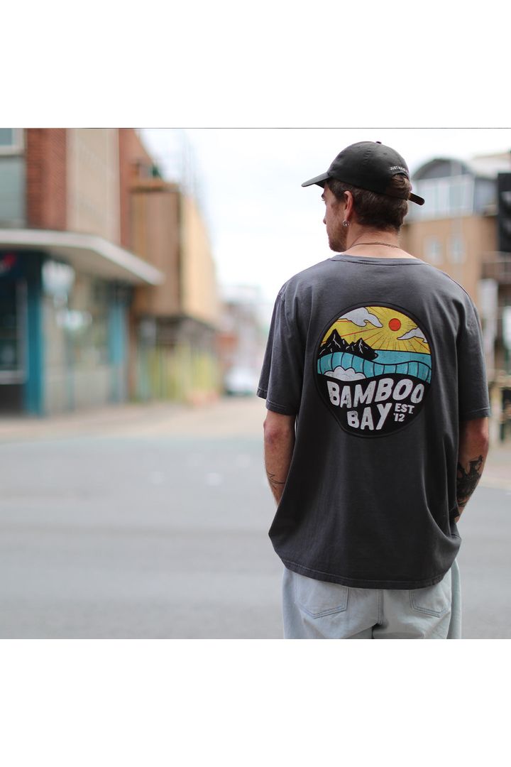 BamBooBay Mnt Badge Vintage T-Shirt Black