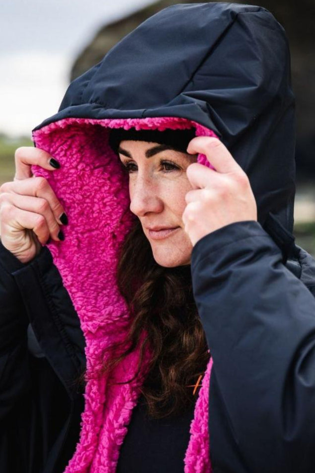 Tiki Tech Robe Black With Pink Lining