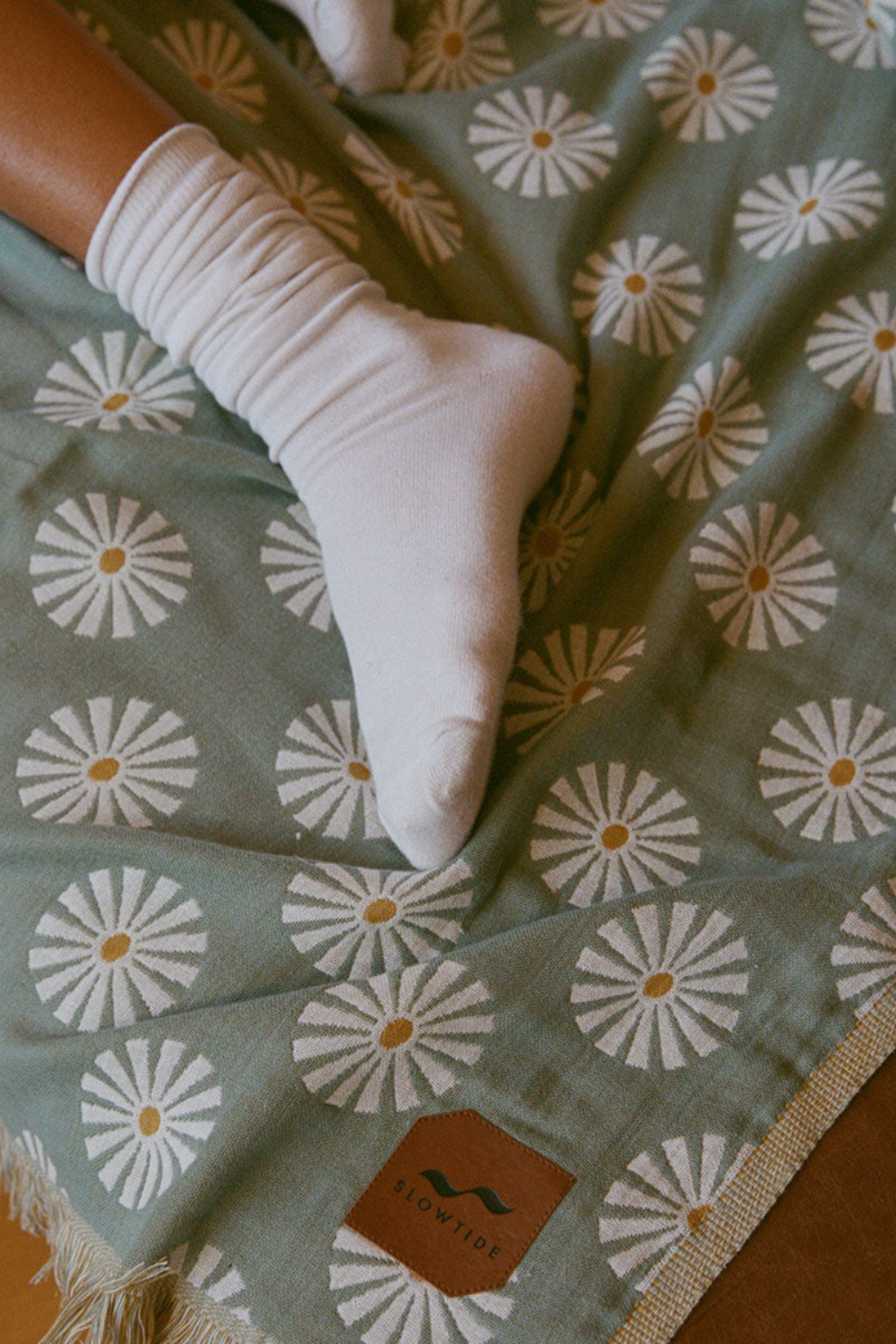 Slowtide Sun Dazed Driftweave Beach Blanket Green