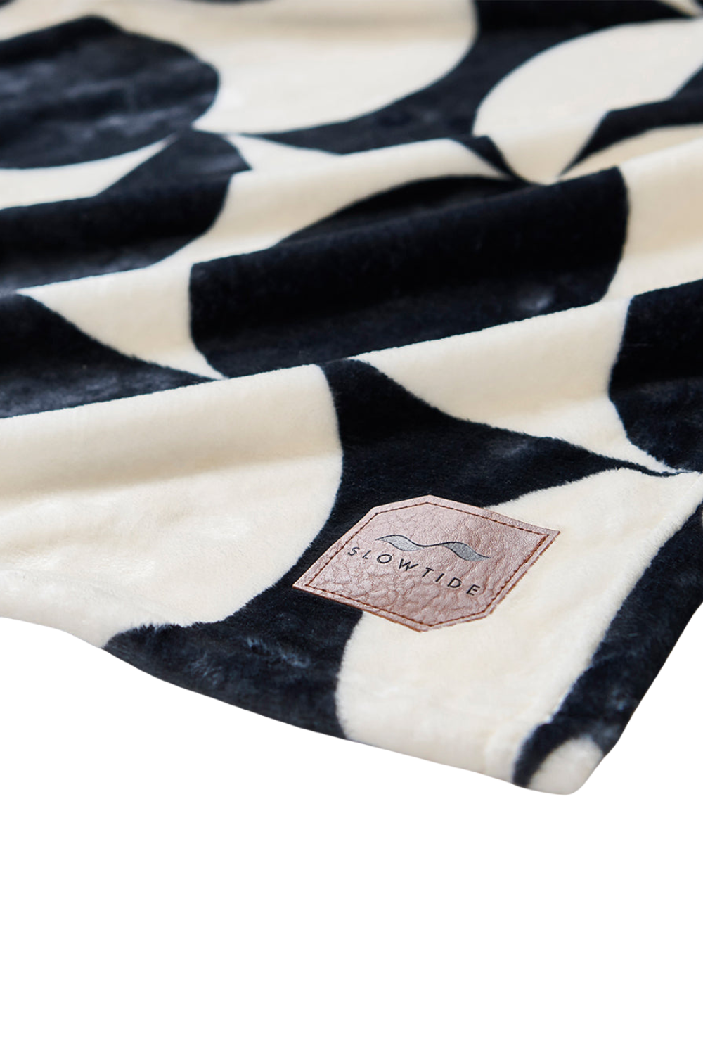 Slowtide Caster Plush Throw Blanket Black