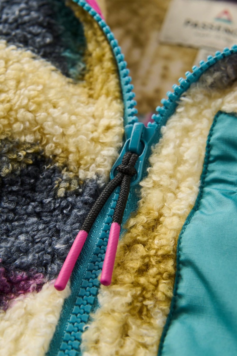 Passenger Ravi Womens Recycled Sherpa Fleece Mosaic Mountain Charcoal