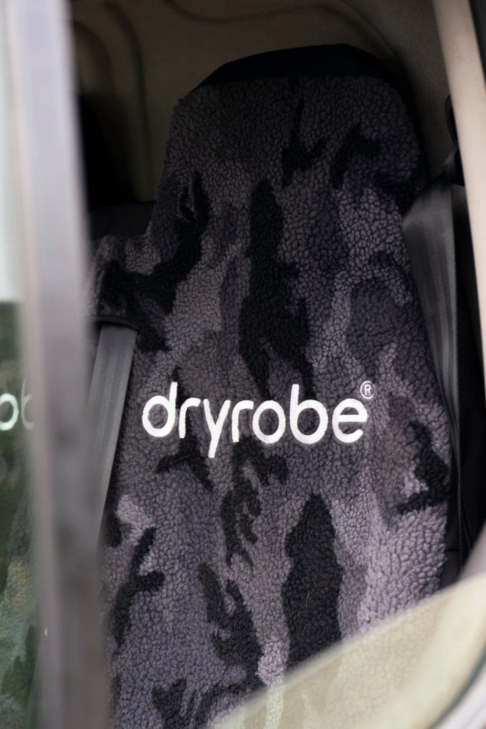 Dryrobe Car Seat Cover Black / Black Camo