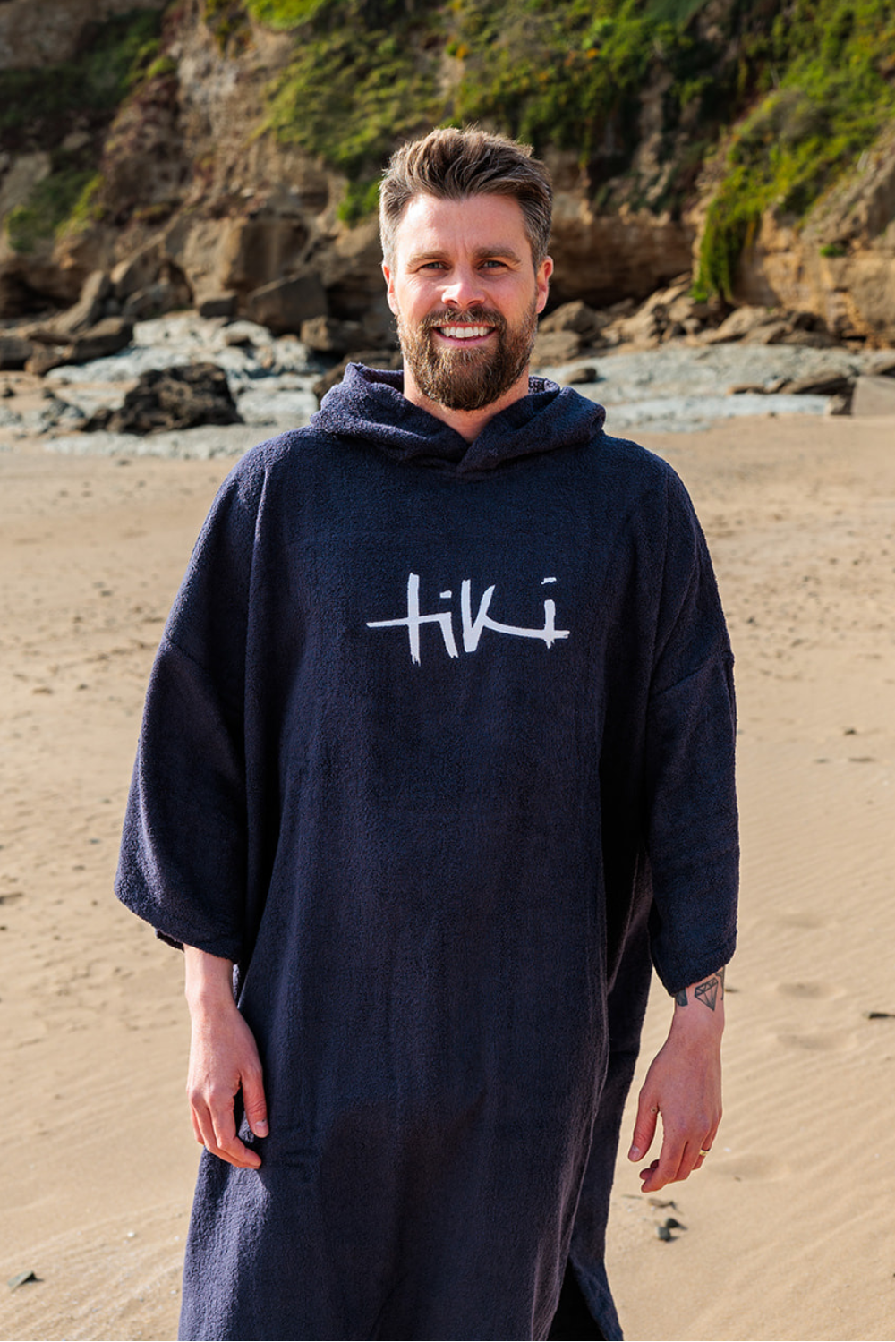 Tiki Adults Hooded Change Robe Midnight