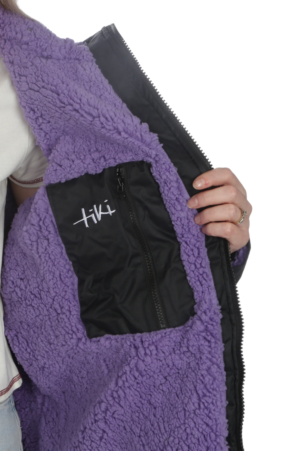 Tiki Tech Robe Black With Lilac Lining