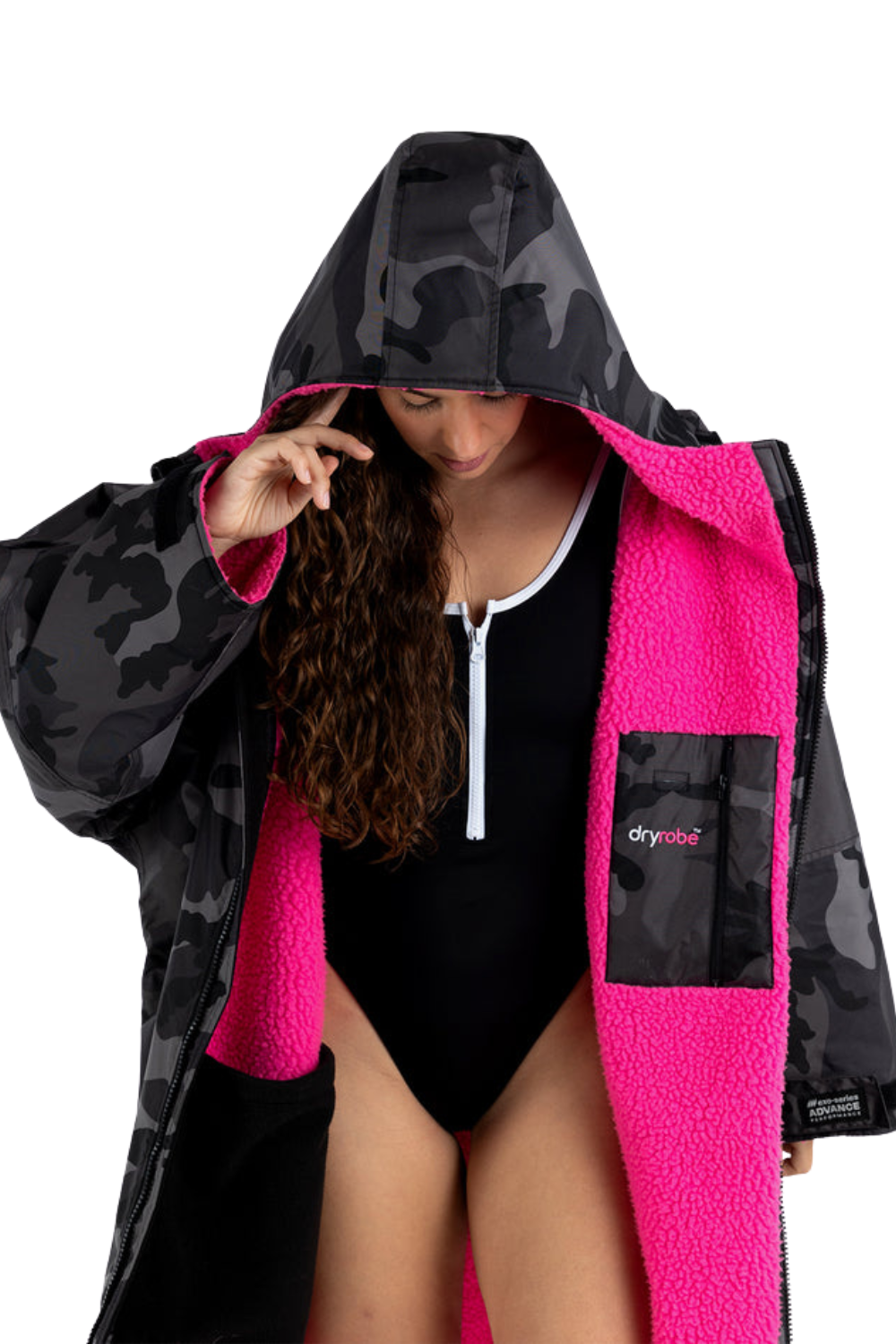 Dryrobe Advance Adult Long Sleeve Changing Robe Black Camo/Pink