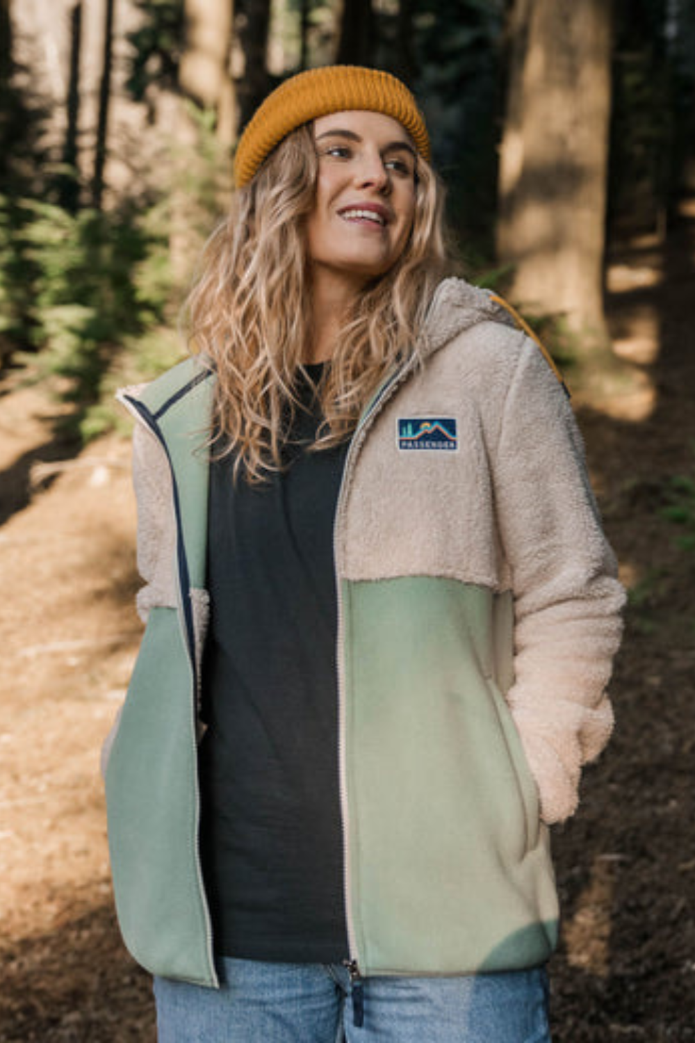 Passenger Nestling Sherpa Hooded Fleece Vintage White