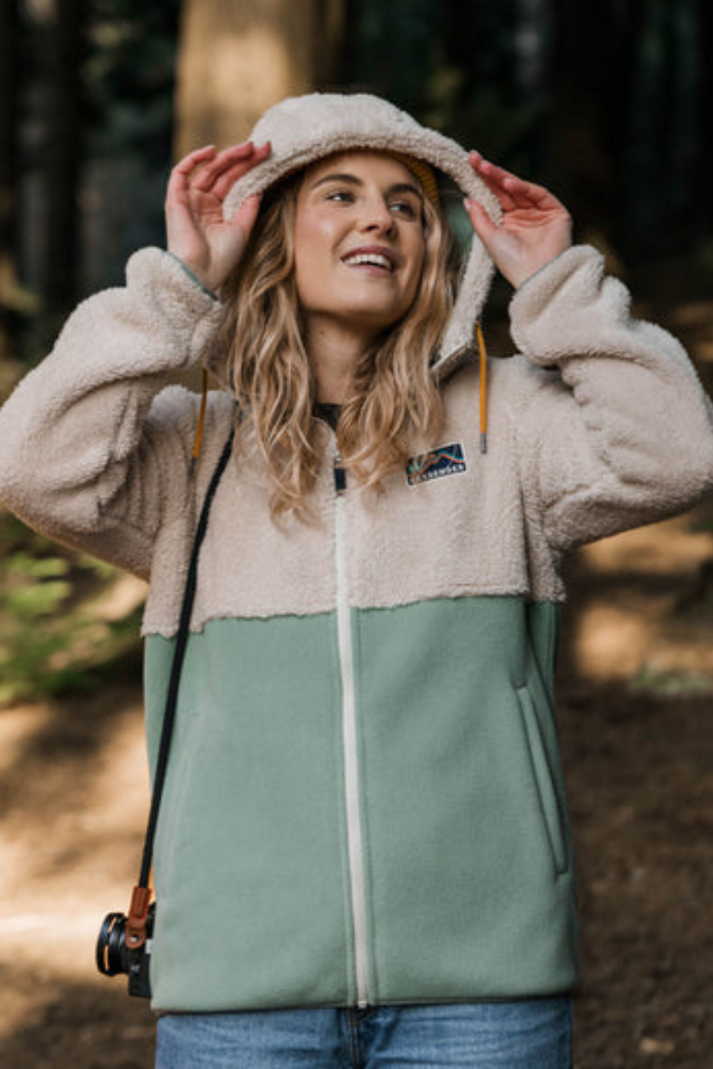 Passenger Nestling Sherpa Hooded Fleece Vintage White