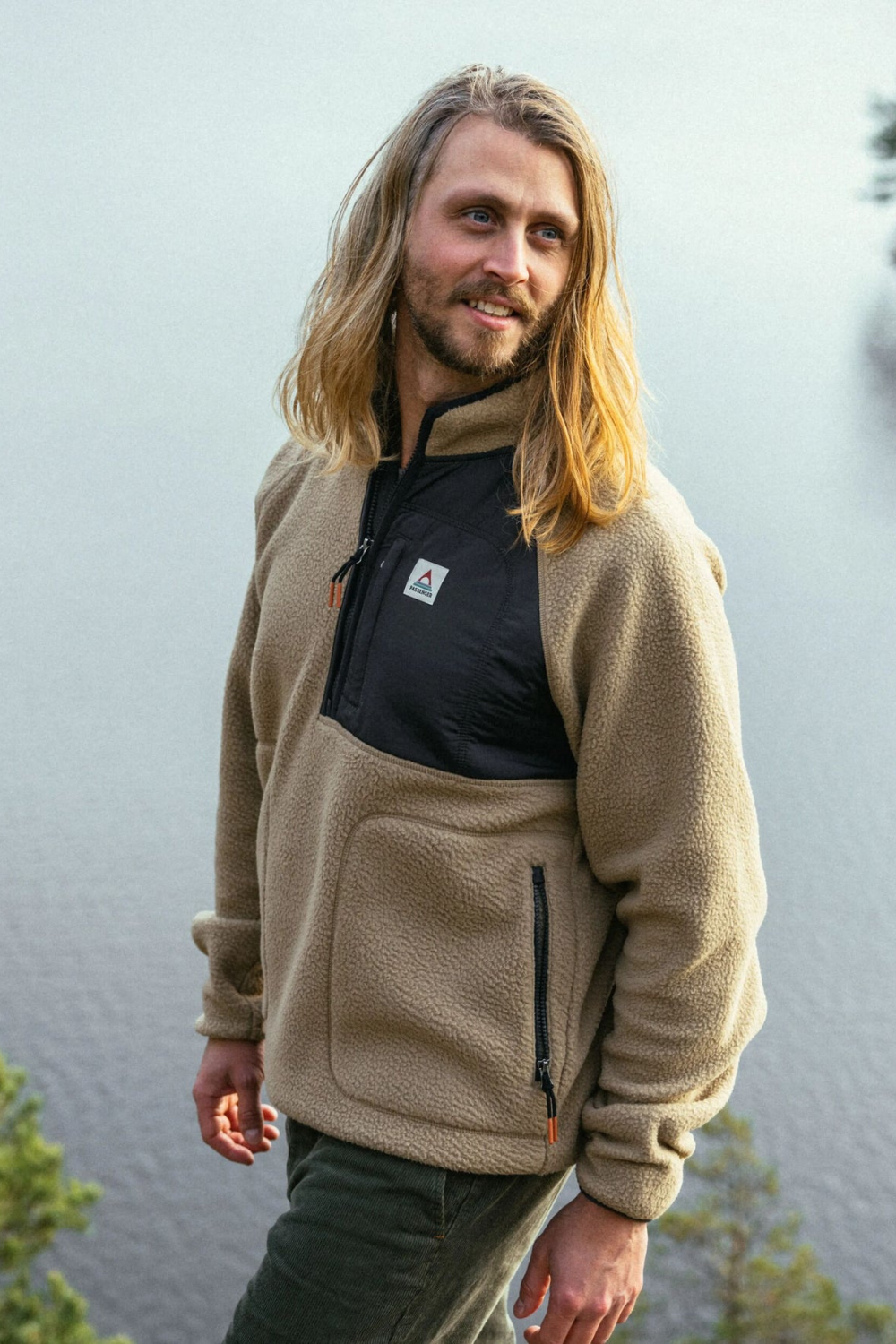 Passenger Offgrid 2.0 1/2 Zip Mens Recycled Sherpa Fleece Biscuit