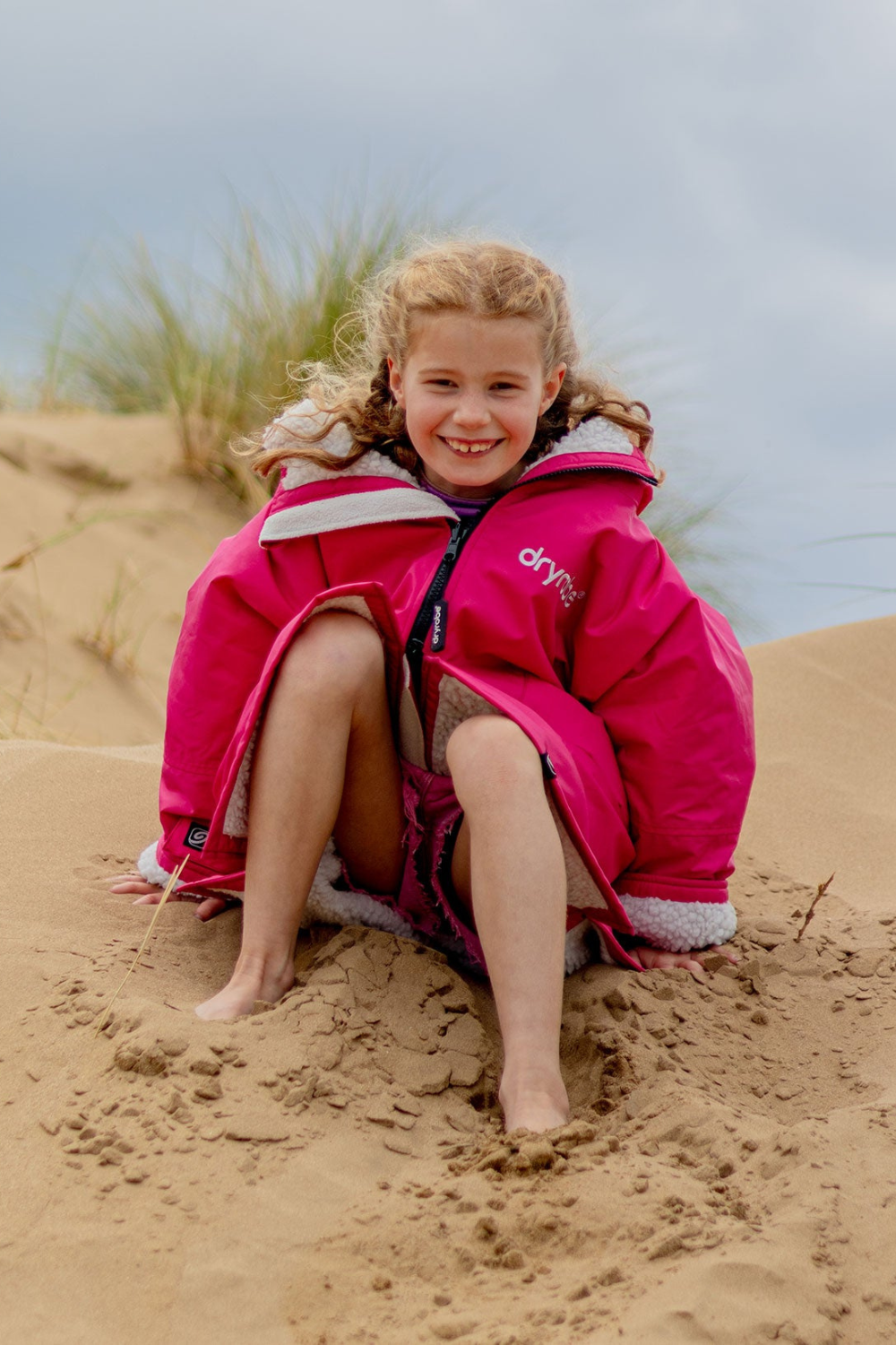 Dryrobe Advance Kids Long Sleeve Changing Robe Pink Light Grey