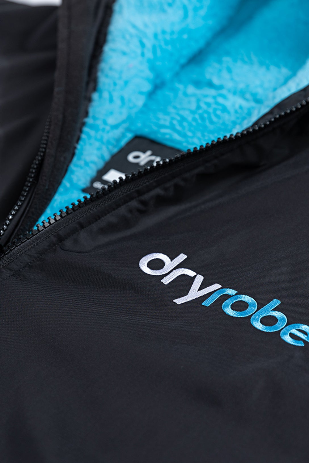 Dryrobe Adults Advance Long Sleeve Changing Robe Black/Blue