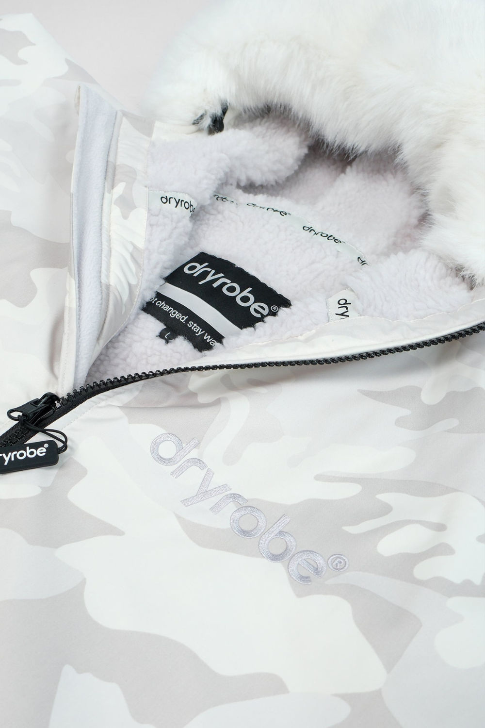 Dryrobe Adults Alpine Advance Long Sleeve Changing Robe White Camo