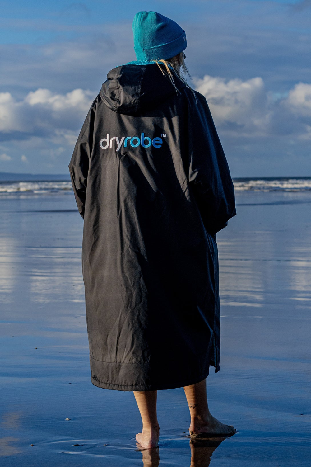 Dryrobe Adults Advance Long Sleeve Changing Robe Black/Blue