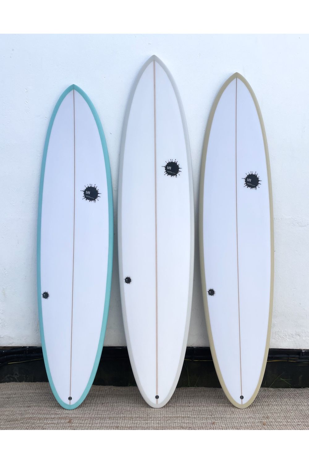 Tiki Custom Surfboard - 7'6 Nomad Mid - Marshmallow