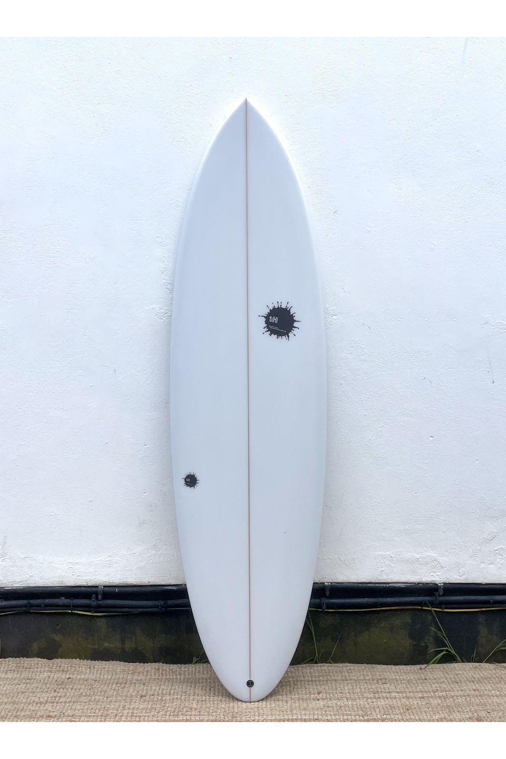 Tiki Custom Surfboard - Drifter Twin - White