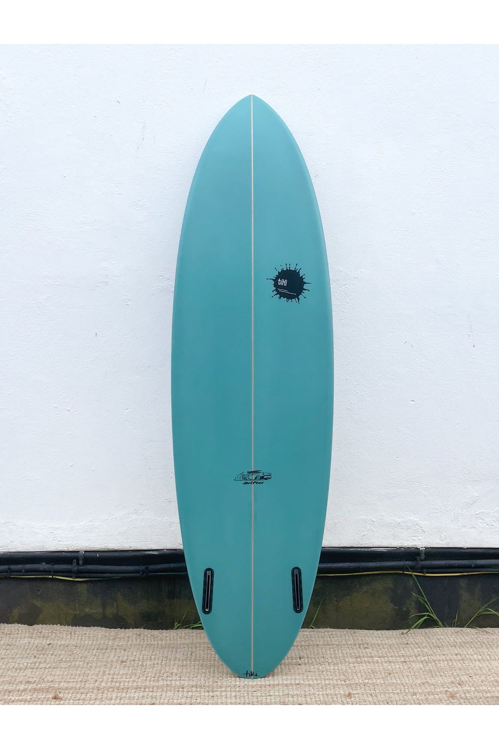 Tiki Custom Surfboard - Drifter Twin - White