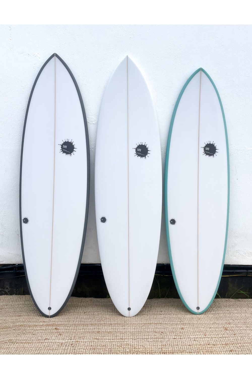 Tiki Custom Surfboard - Drifter Twin - White