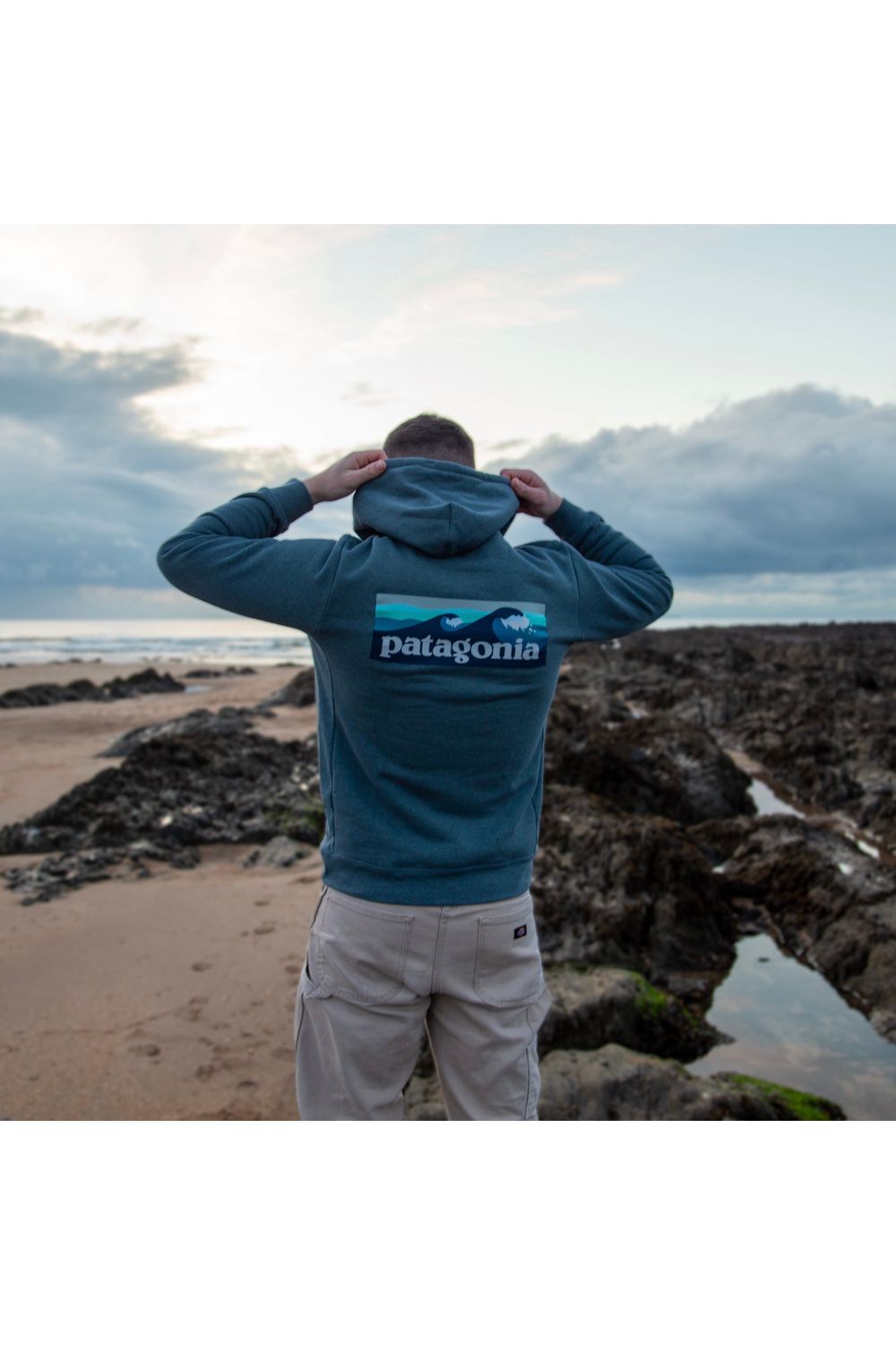 Patagonia Bordshort Logo Uprisal Hoody Nouveau Green