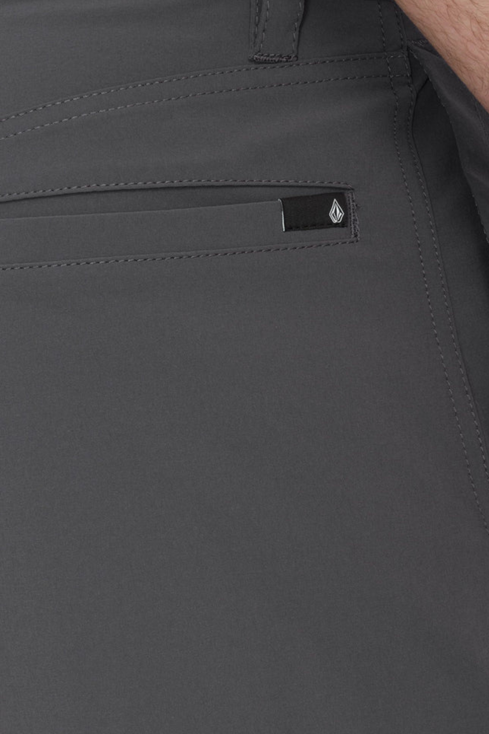 Volcom Voltripper Hybrid 20" Shorts Asphalt Black