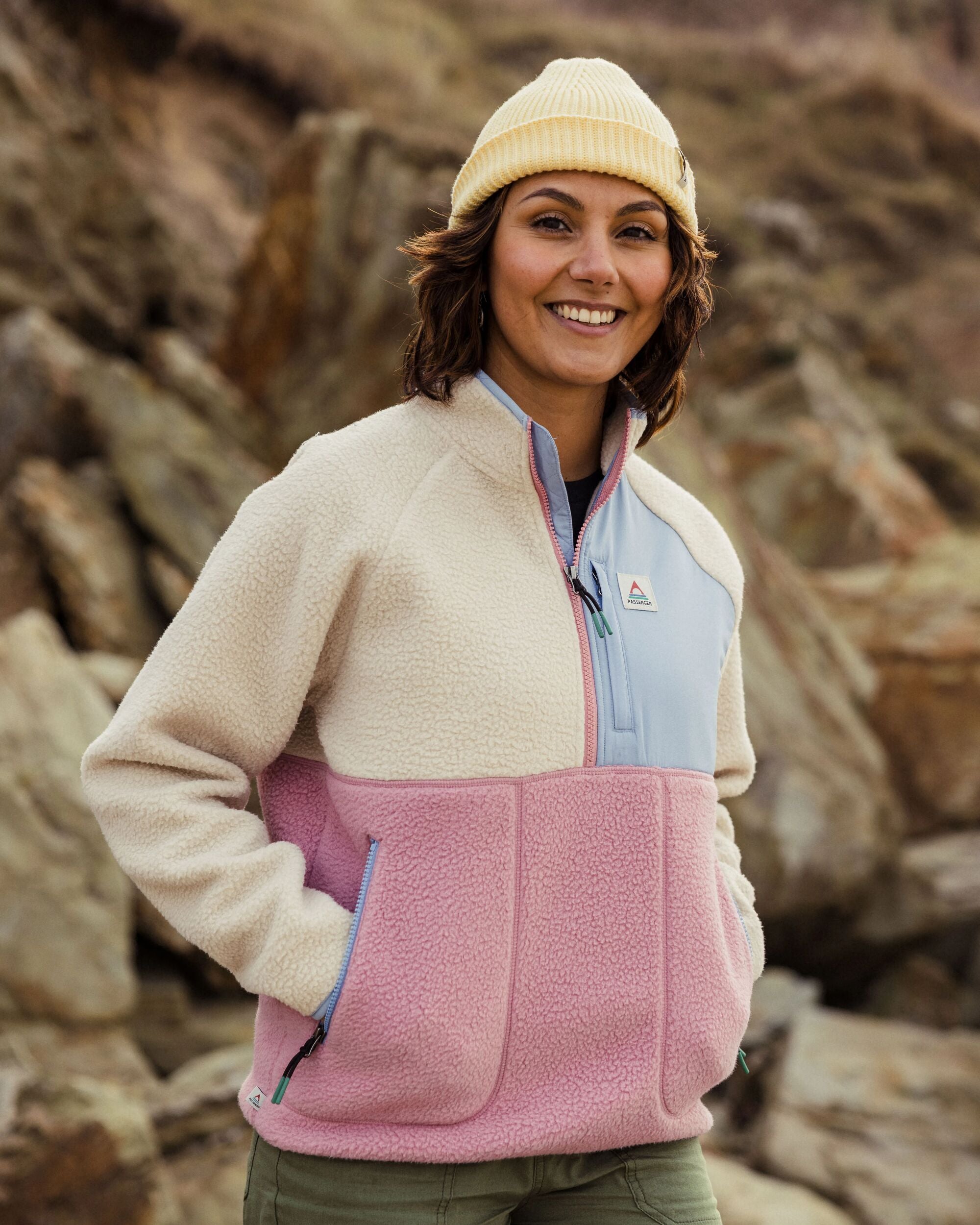 Passenger Home Womens Recycled Sherpa Fleece Oatmeal/Pink Haze