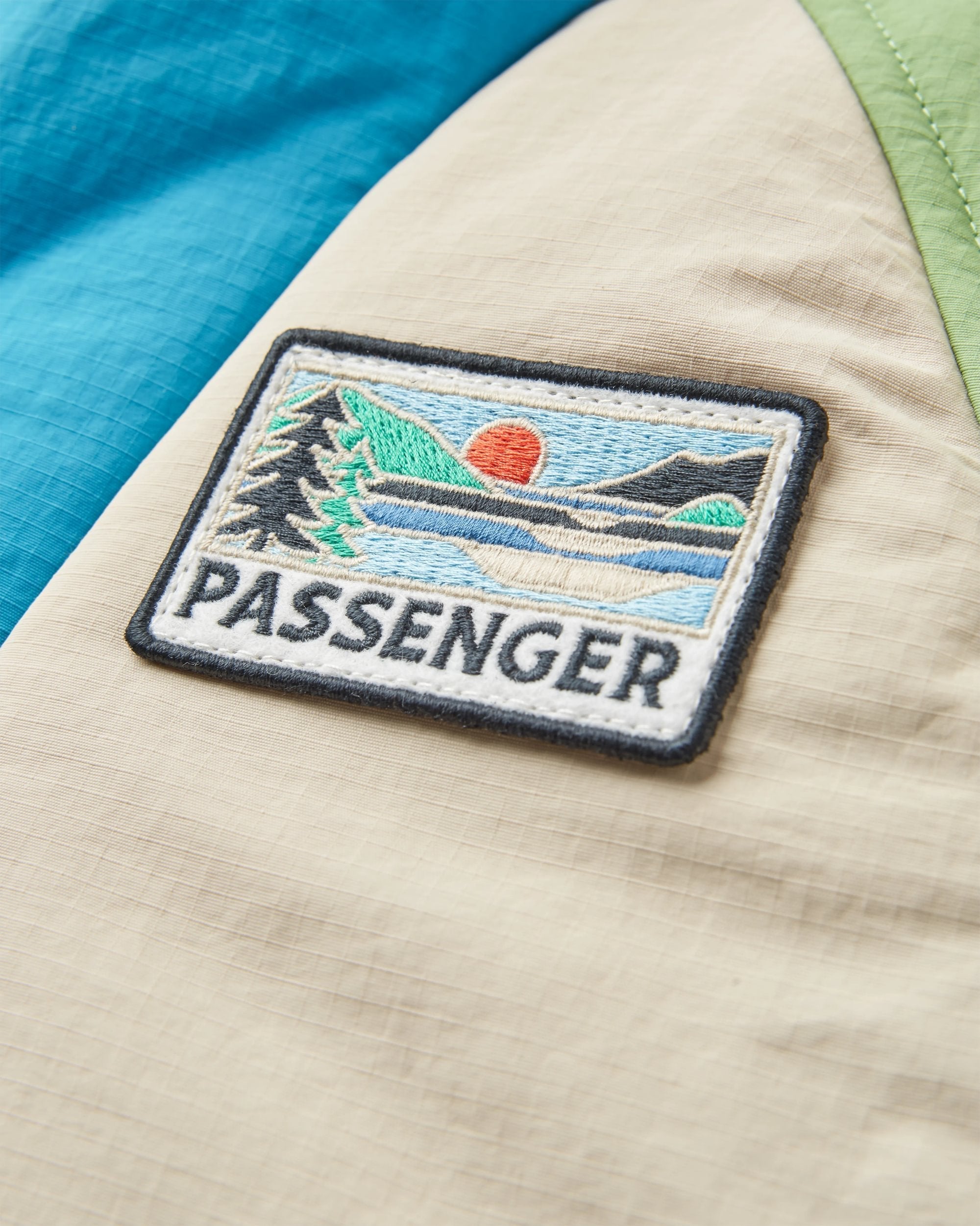 Passenger Ocean 2.0 Recycled Insulated 1/2 Zip Jacket Bluejay/Feather