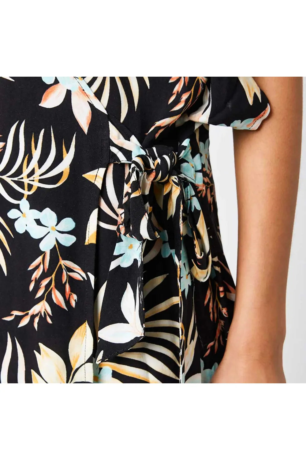 Rip Curl Sun Dance Kimono Black White