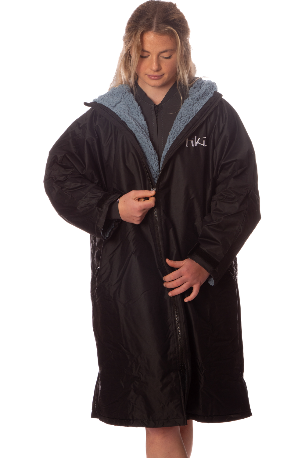 Tiki Tech Robe Black With Sea Storm Lining