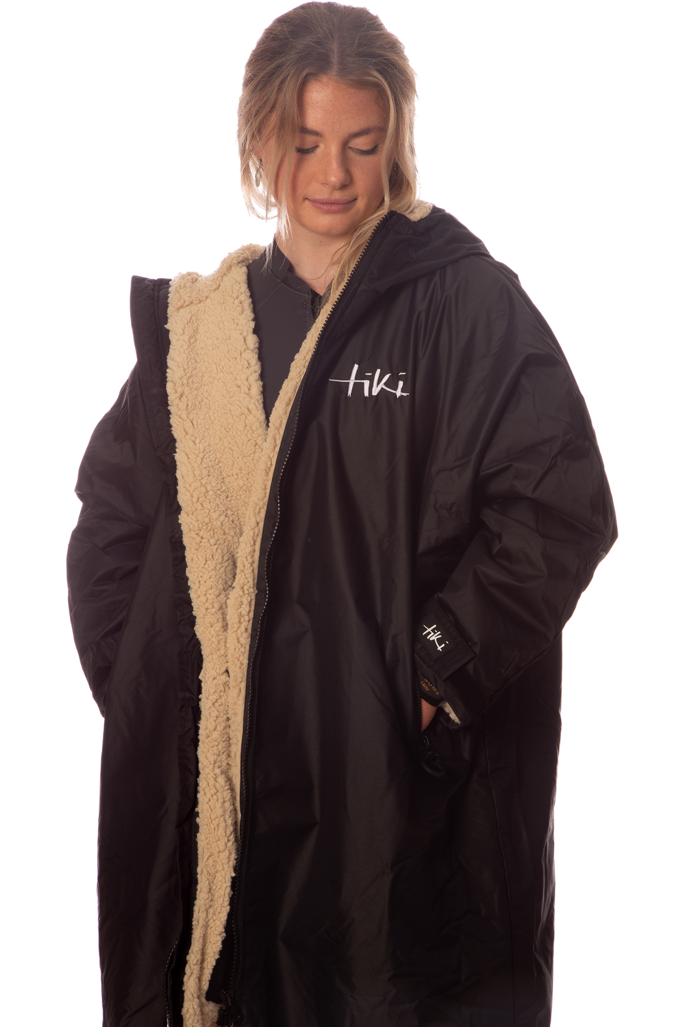 Tiki Tech Robe Black With Taupe Lining