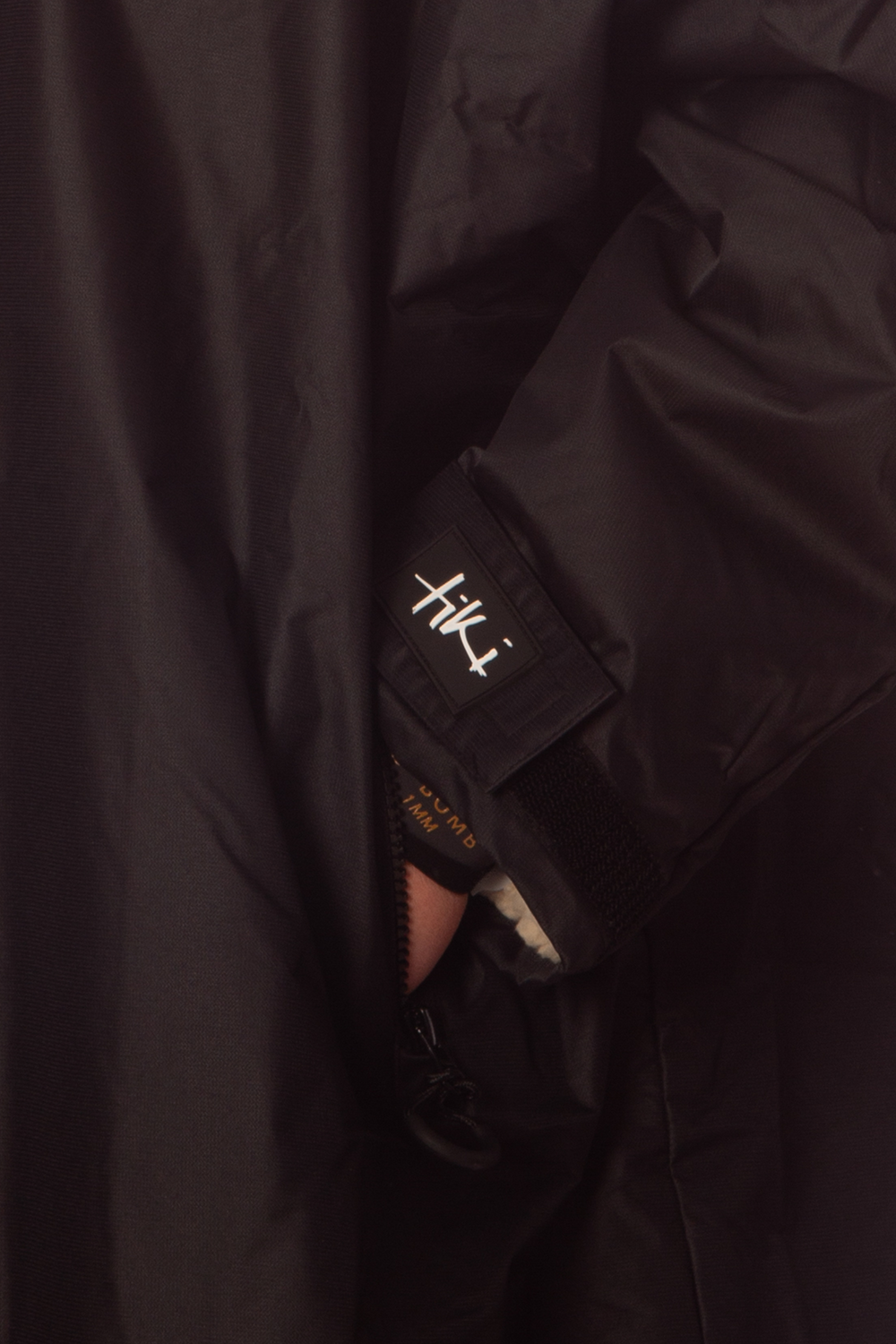 Tiki Tech Robe Black With Taupe Lining