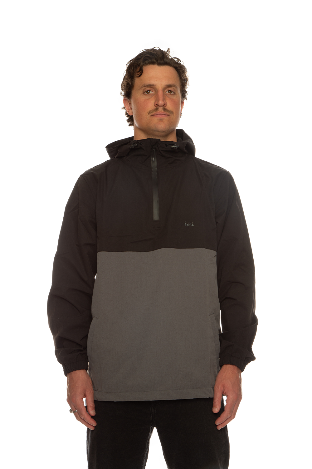 Tiki Barn Jacket in Black / Graphite