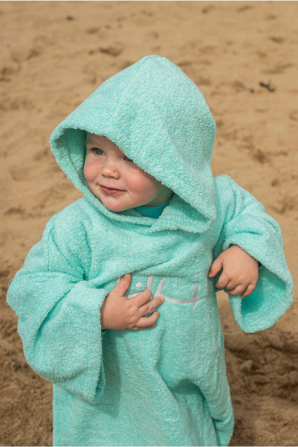 Tiki Kids Hooded Change Robe Island Paradise