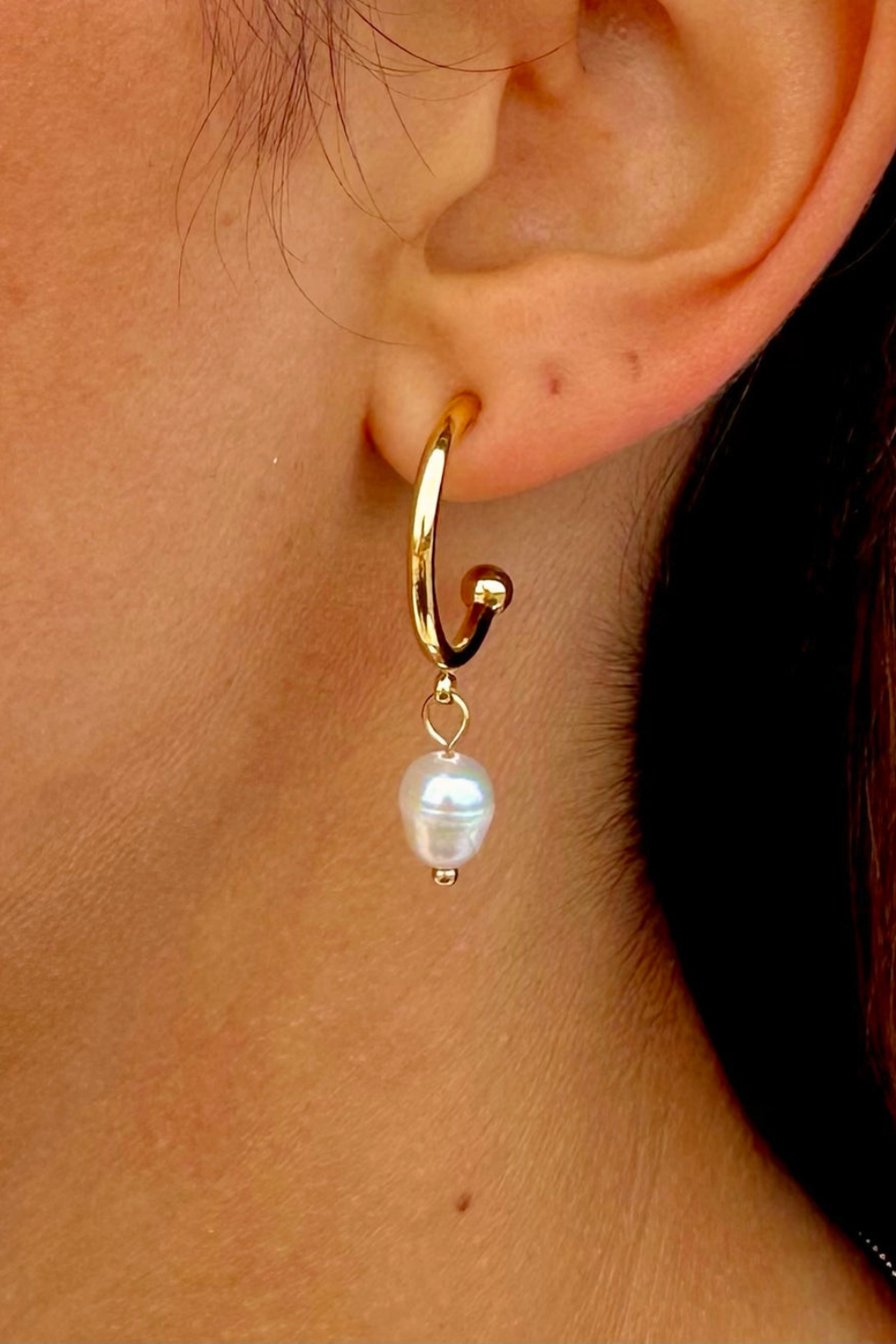 Ocean Jewel Pearl Hoop Earrings Gold