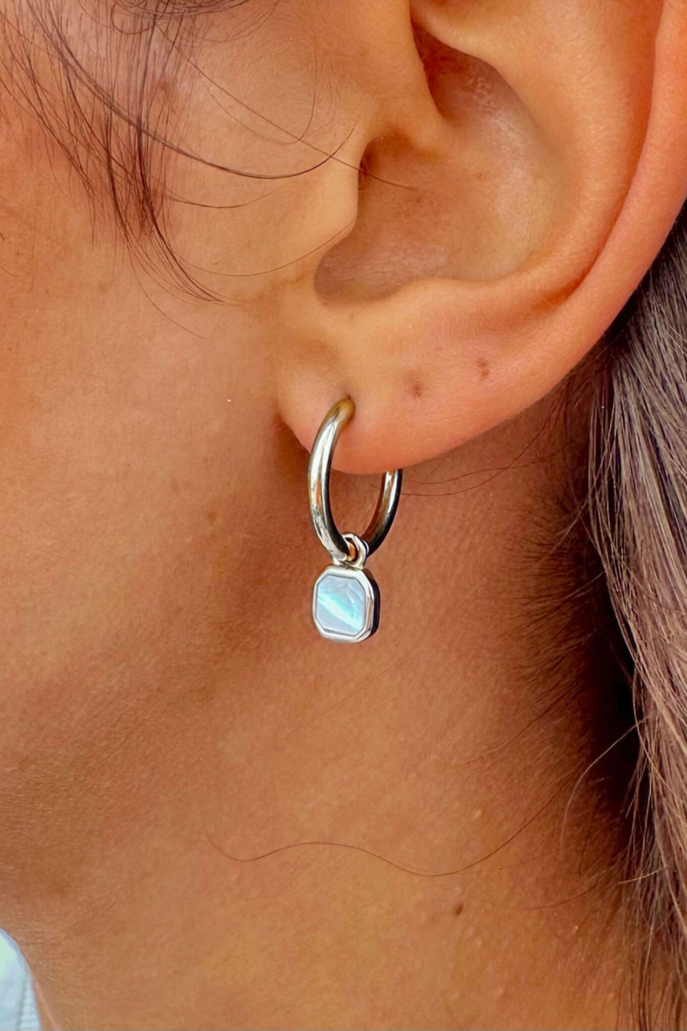Ocean Jewel Mini Pearl Shell Hoop Earrings Silver