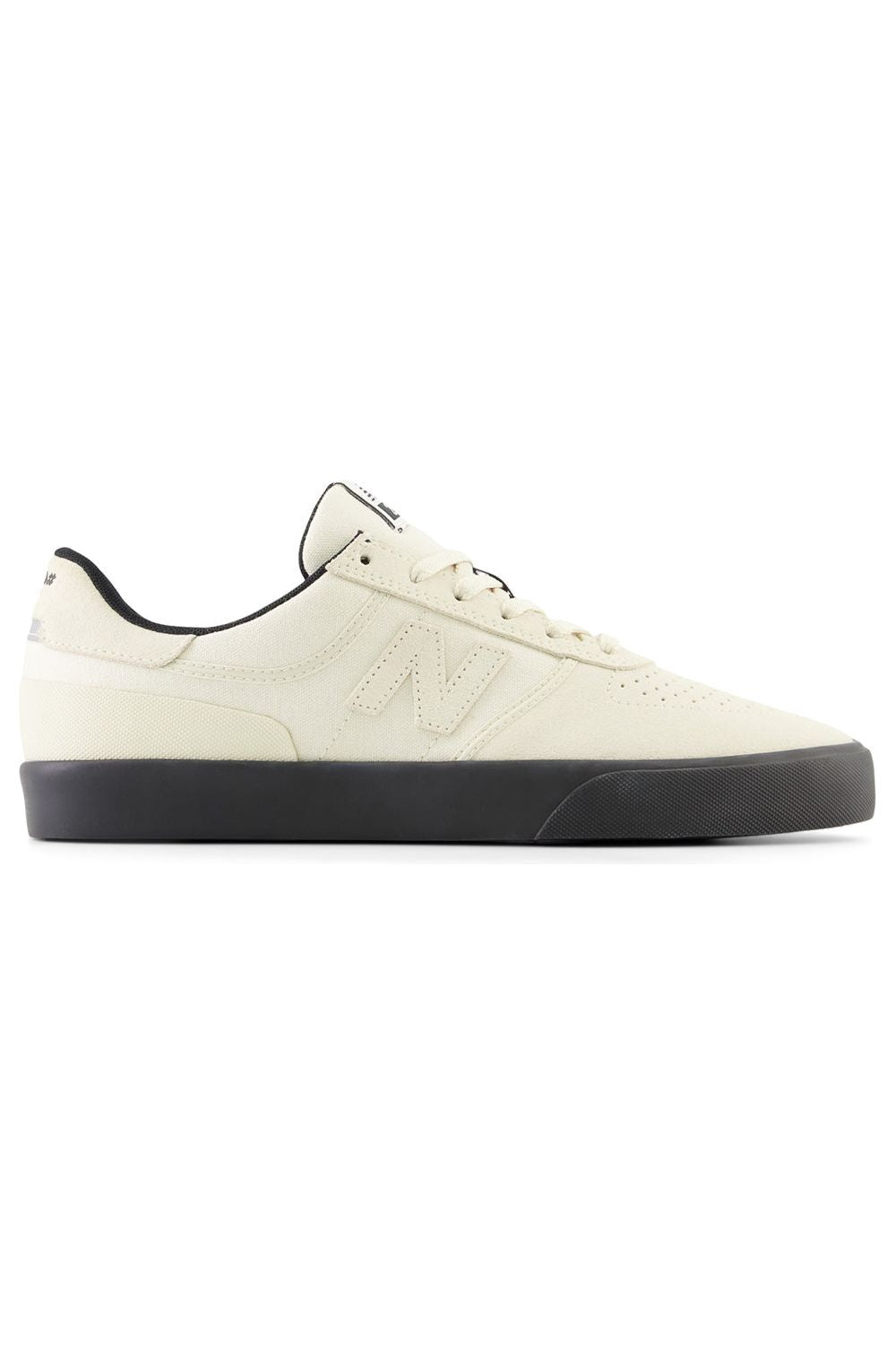 New Balance NM272