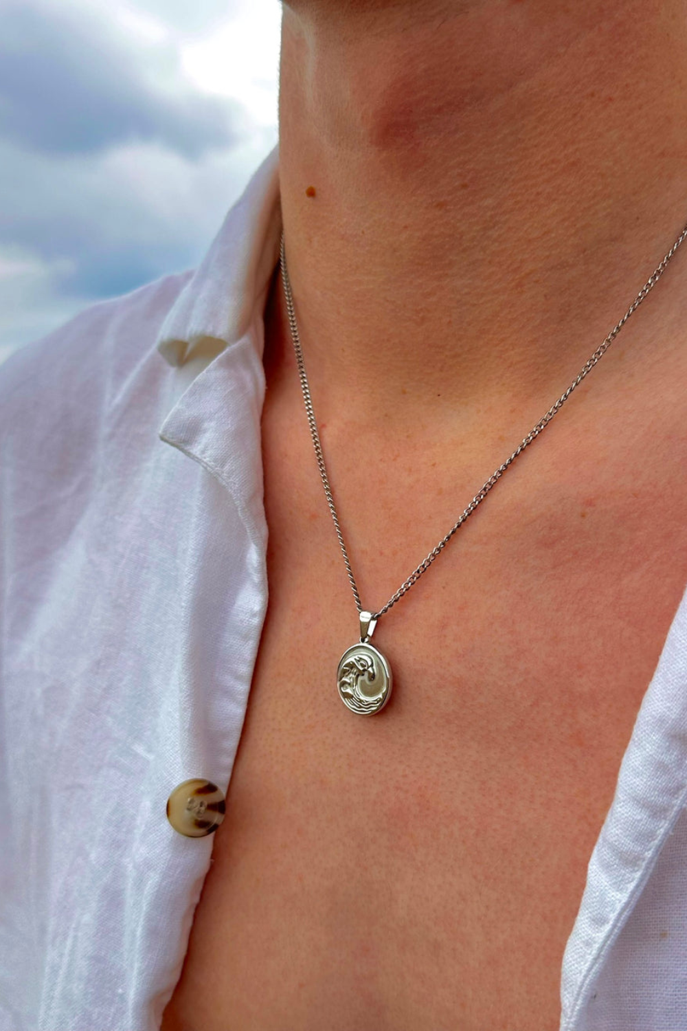 Ocean Jewel Wave Pendant Necklace Silver