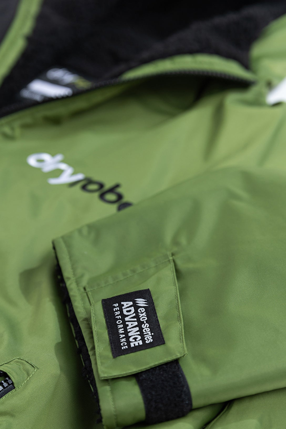Dryrobe Advance Long Sleeve Changing Robe Forest Green/Black