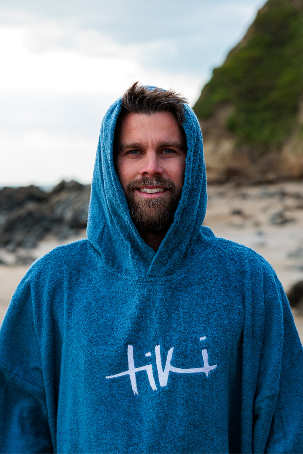 Tiki Adults Hooded Change Robe Navy
