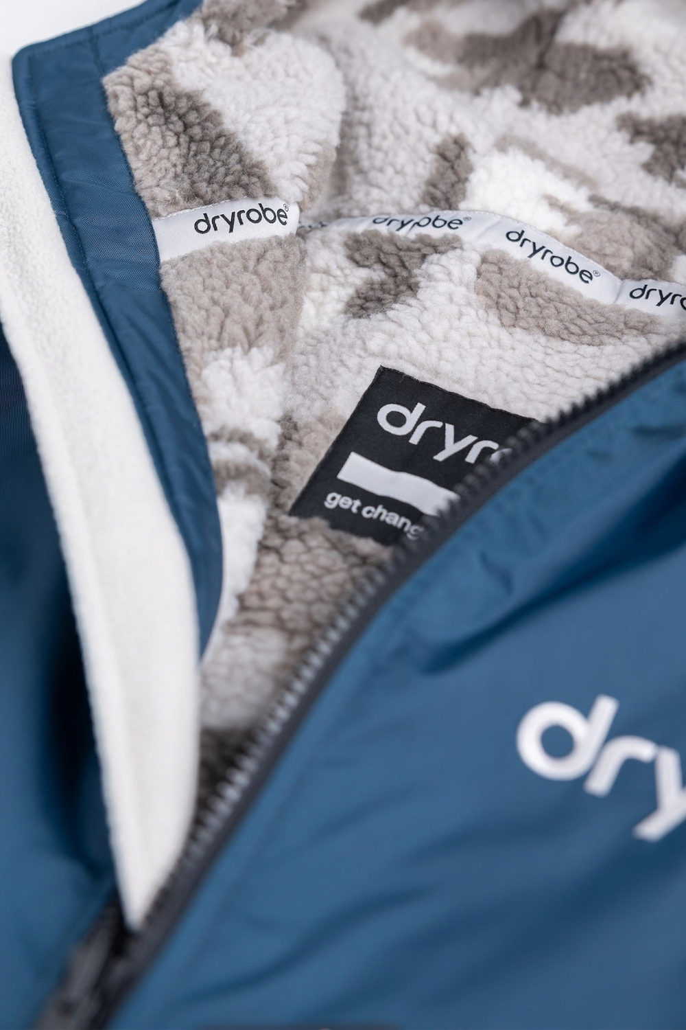 Dryrobe Advance Long Sleeve Changing Robe Deep Sea Blue Sand Camo