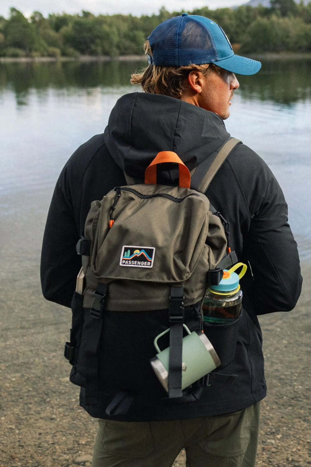 Passenger Boondocker Recycled 26L Backpack Black/Khaki