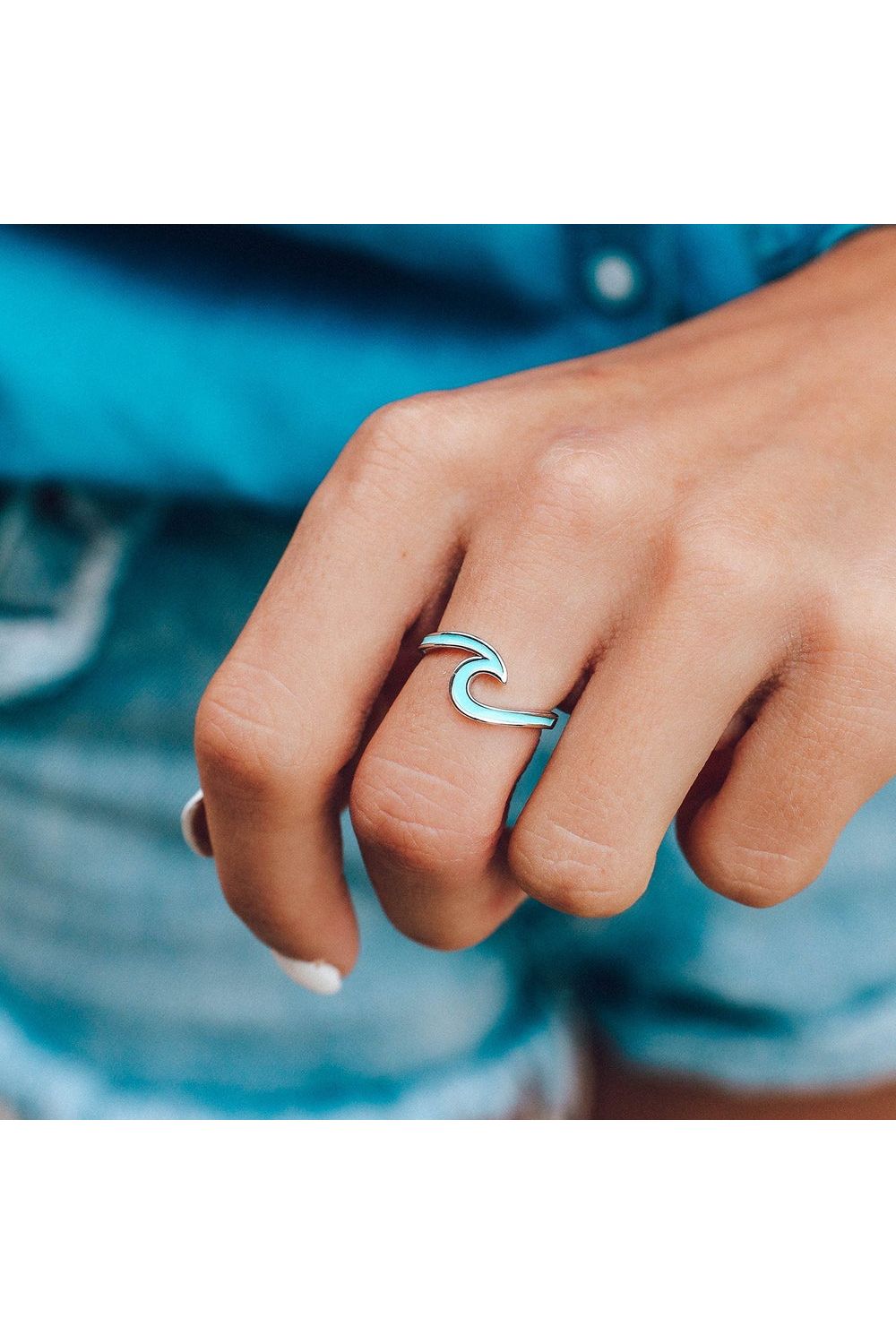 Pura Vida Enameled Wave Ring Silver