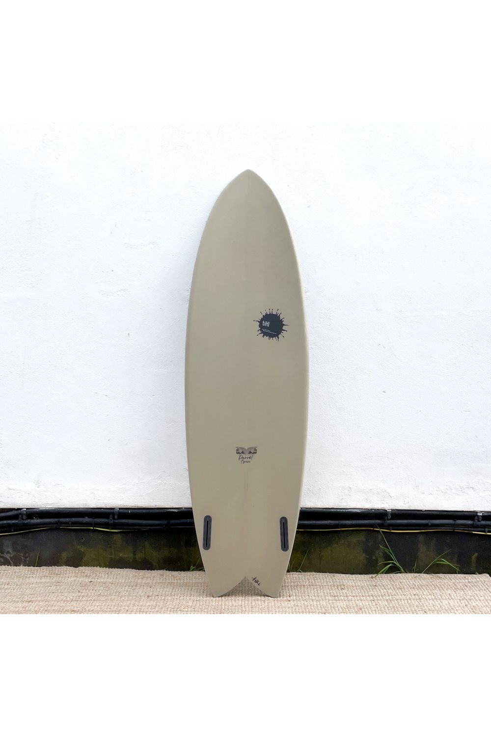 Tiki Custom Surfboard - 5'10 Parrot Twin - Marshmallow