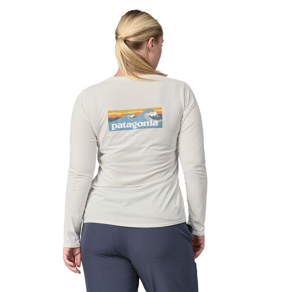 Patagonia Women's Long Sleeve Cap Cool Daily Graphic T-Shirt - Waters Boardshort Logo Light Plume Grey: White