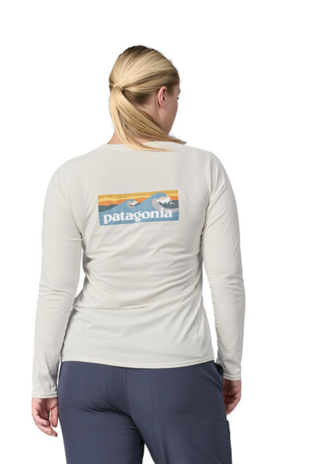 Patagonia Women's Long Sleeve Cap Cool Daily Graphic T-Shirt White