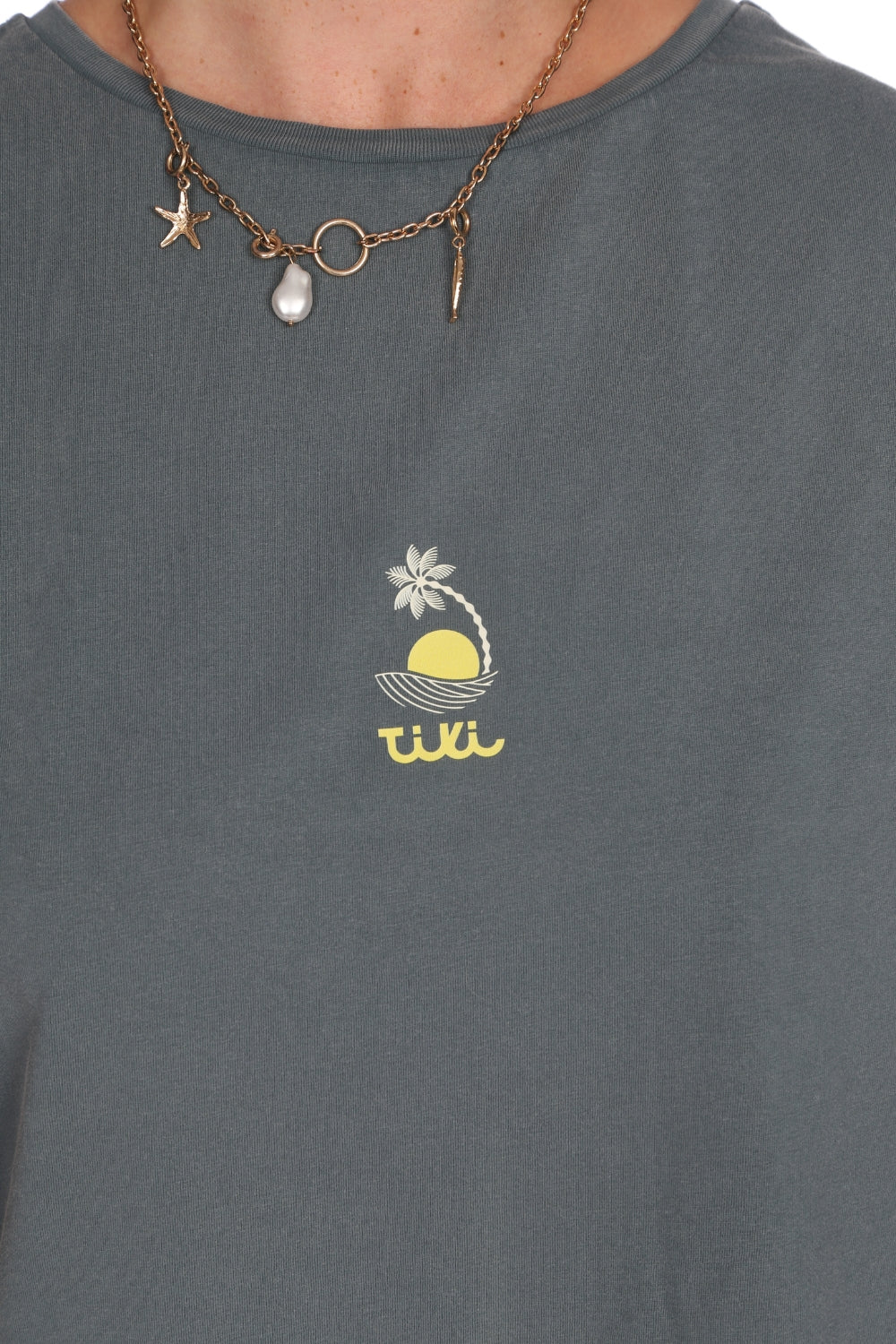 Tiki Palm Vest Washed Grey