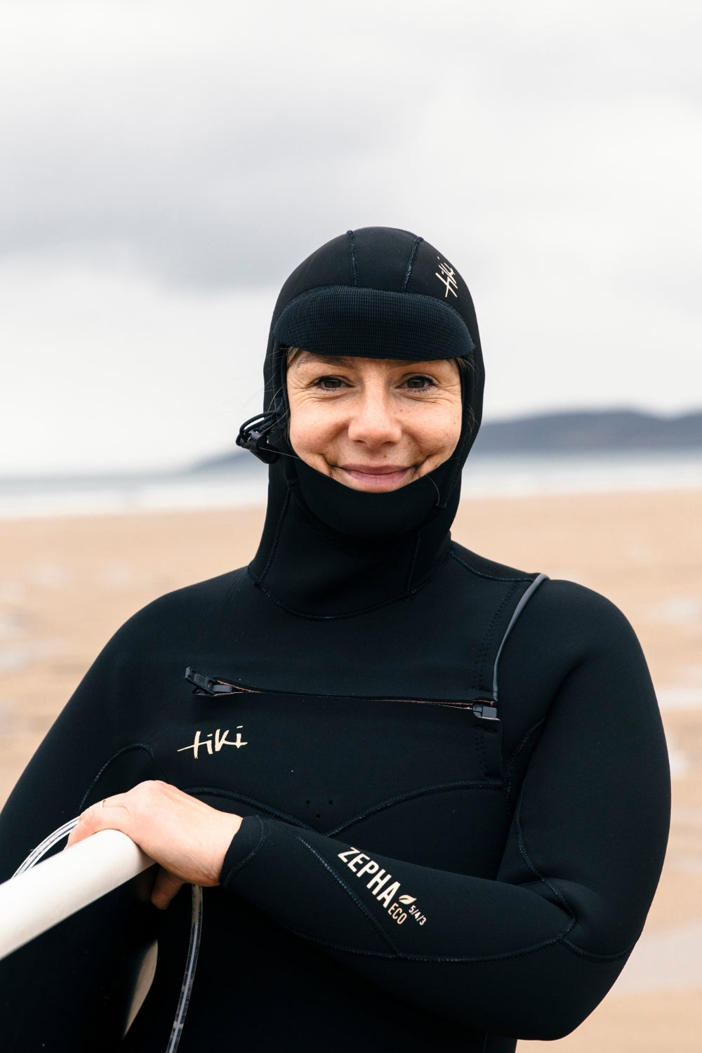 Tiki ZephaEco 5/4/3 Womens Yulex Chest Zip Hooded Wetsuit Black
