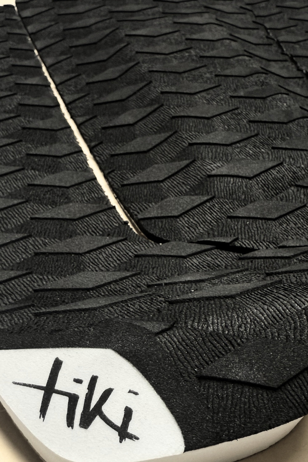 Tiki EVO 3 Piece Surfboard Tail Pad Black