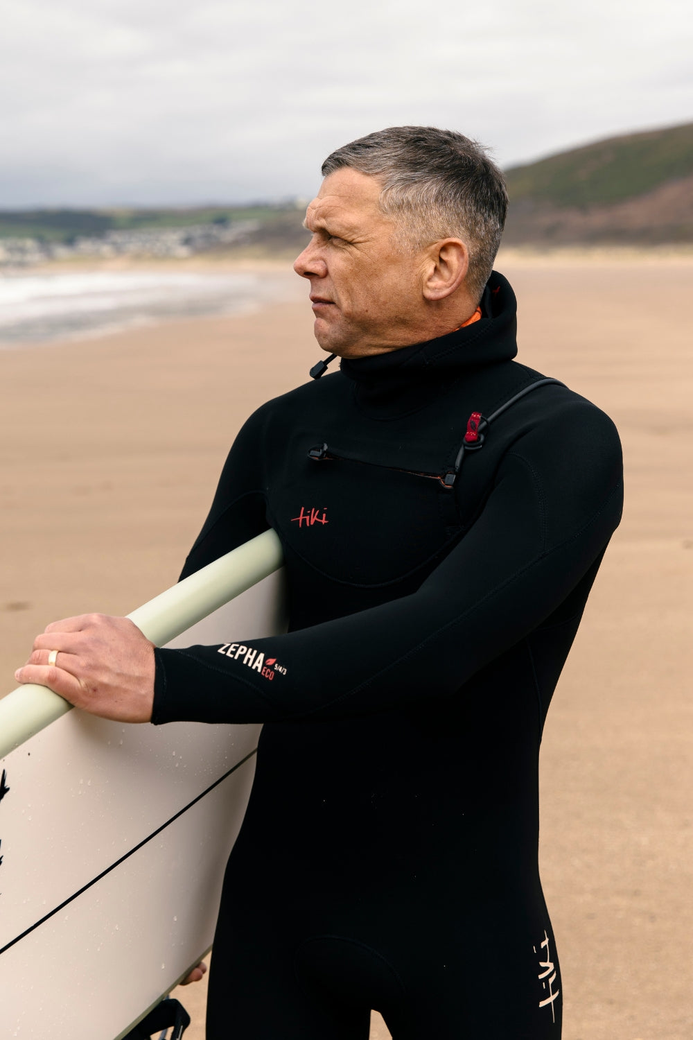 Tiki ZephaEco 5/4/3 Mens Yulex Chest Zip Hooded Wetsuit Black