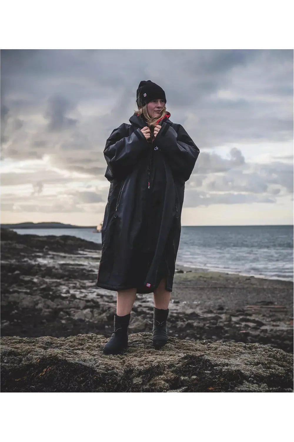 Dryrobe Advance Long Sleeve Black /Red