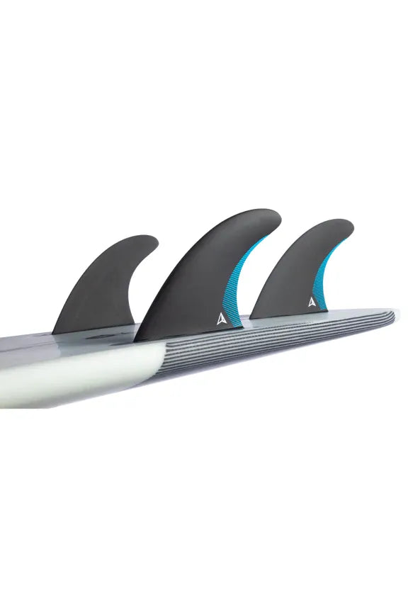 Roam 4.72" Performance Fin Set 3 Futures Base Black