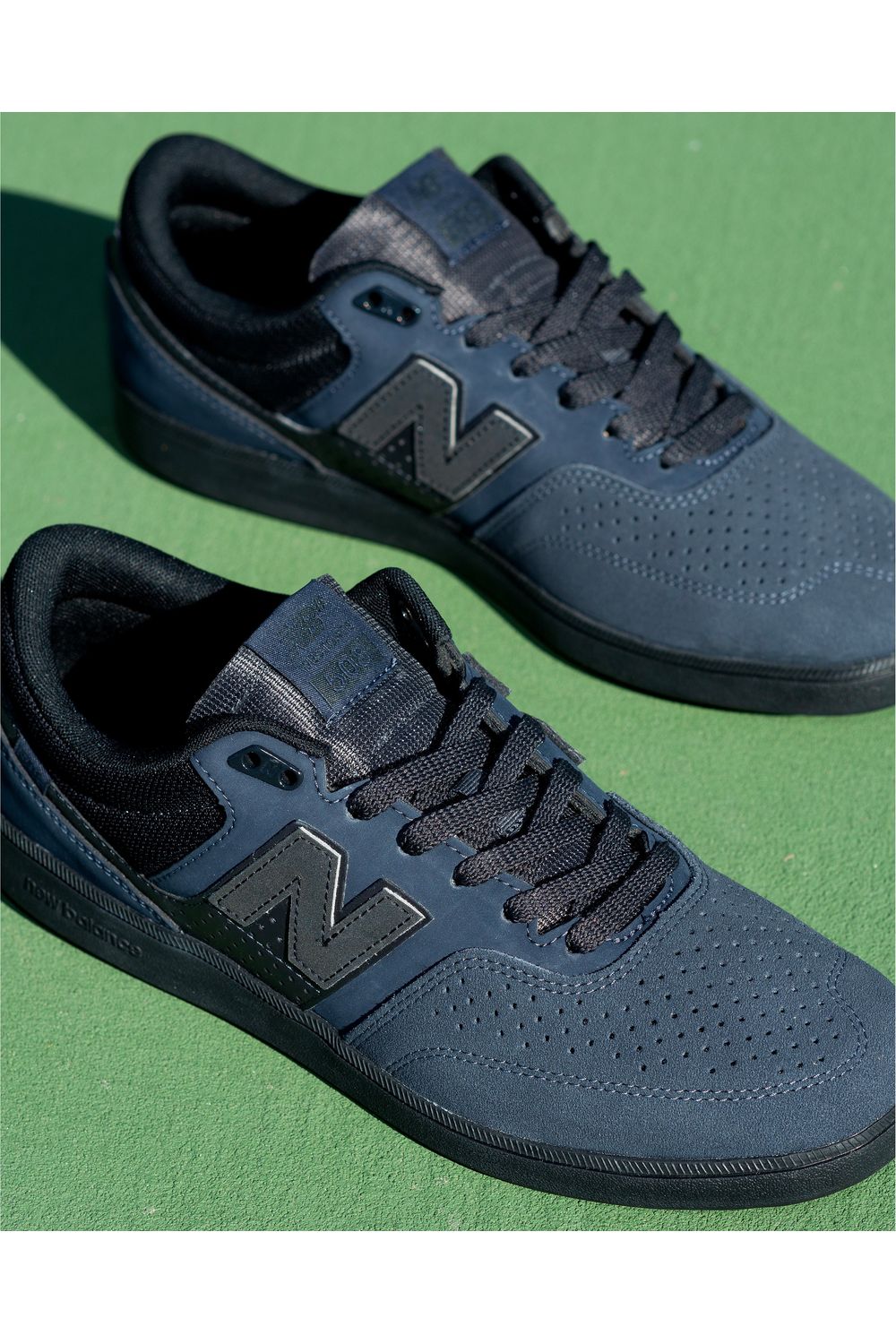 New Balance NM508